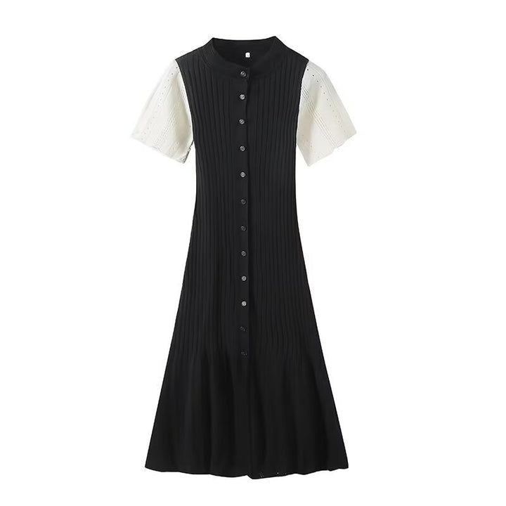 Damen knielanges Strickkleid mit eingeprägtem Muster und Knopfleiste Echo Archiv