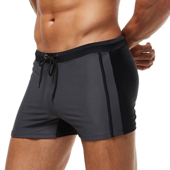 Herren Bade-Shorts mit peppigen Kontrastelementen Echoarchiv
