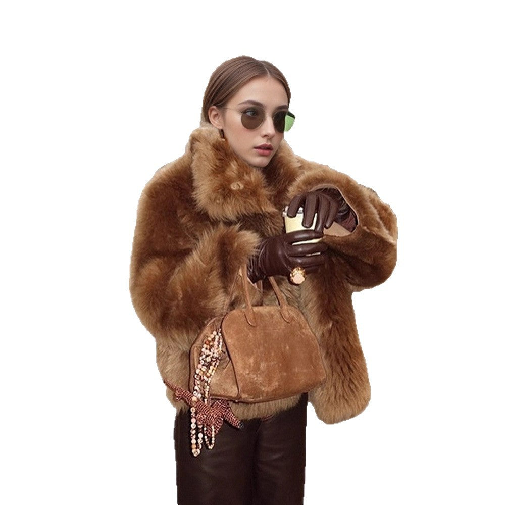 Damen Kurzjacke im Teddy‑Style mit voluminösem Schalkragen und soften Faux‑Fur‑Textur Echoarchiv