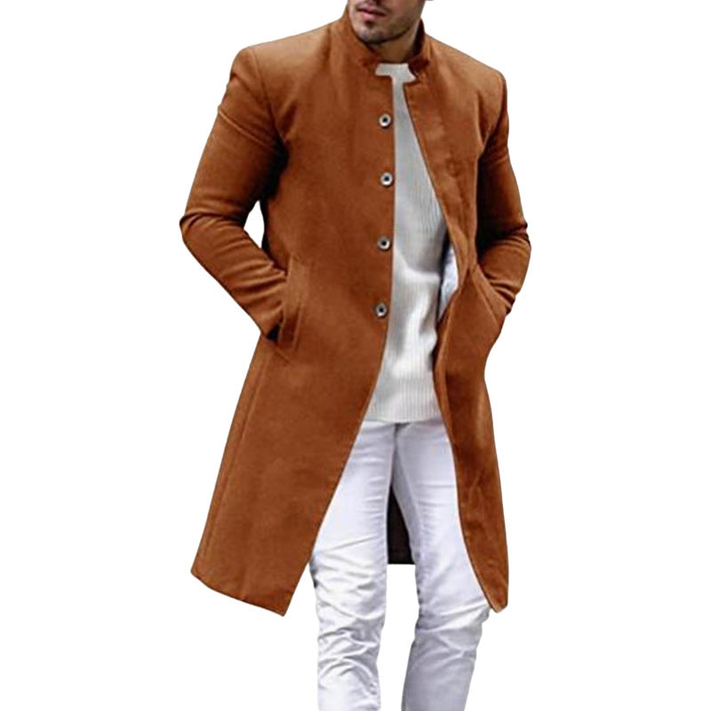 Herren eleganter Langmantel mit schmalem Schnitt und hohen Kragen Echoarchiv