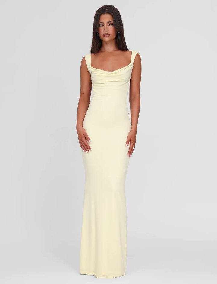 Damen nan körperbetontes Abendkleid mit quadratischem Ausschnitt und breiten Trägern Echo Archiv