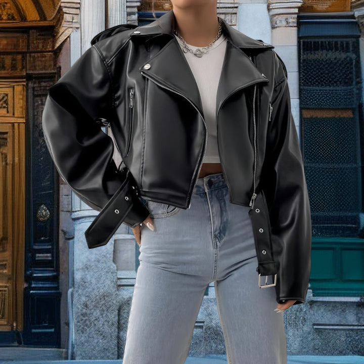 Damen Kunstleder Bikerjacke mit weitem Schnitt und umfangreichen Details Echoarchiv