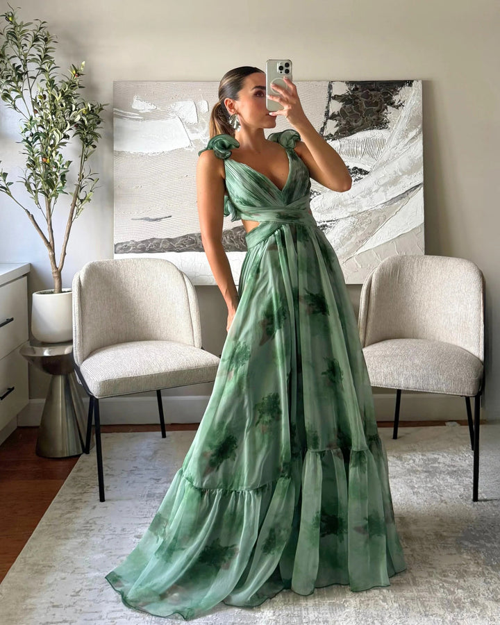 Damen Maxikleid mit luftigen Rüschendetails und ausgefallenem Wickeldesign Echoarchiv