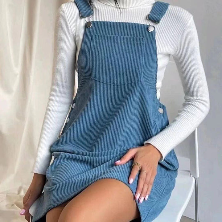 Damen Cord-Latzkleid mit verstellbaren Trägern, Seitlicher Druckknopfleiste und feinem Ripp-Effekt Echoarchiv