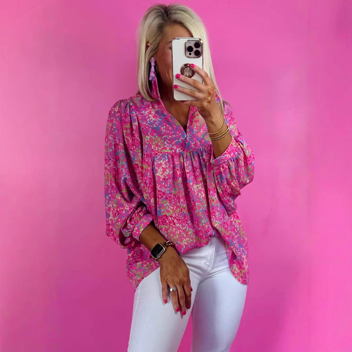 Damen Locker geschnittene Blumenbluse mit V-Ausschnitt und geraffter Passe – Avérine