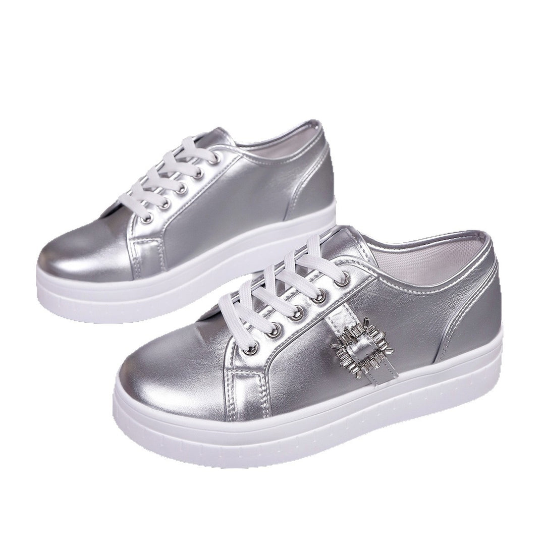 Damen  Plateau-Sneaker mit dekorativer Strass-Brosche und gepolstertem Komfortfußbett Echo Archiv