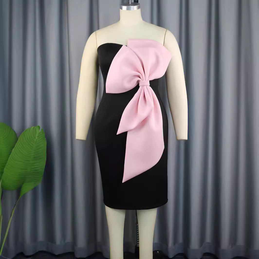 Damen Elegantes Abendkleid mit großem Schleifenakzent Echo Archiv