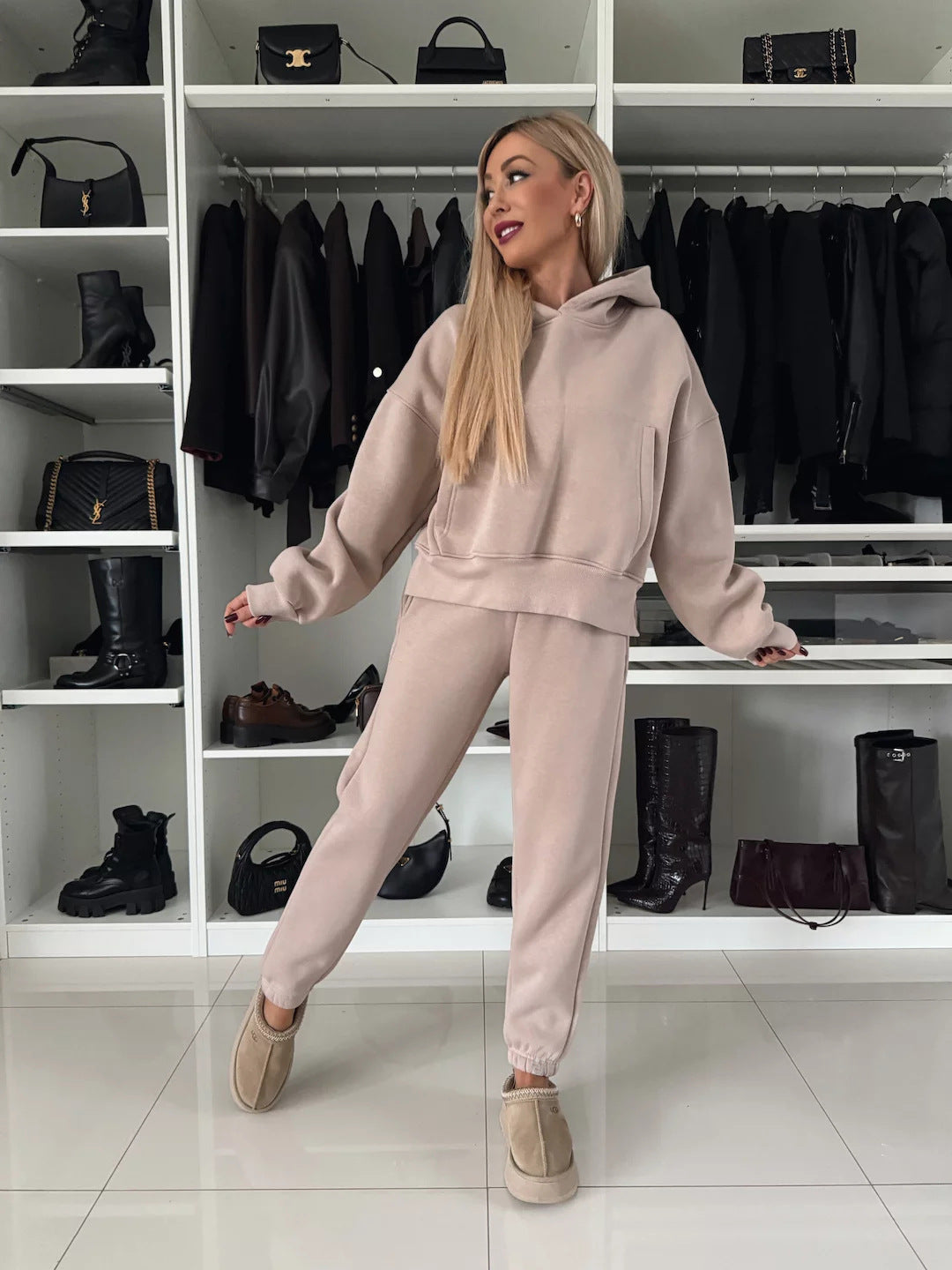 Damen Kurzgeschnittenes Kapuzen-Hoodie und High‑Waist Jogginghose Set aus weichem French-Terry – Auréline