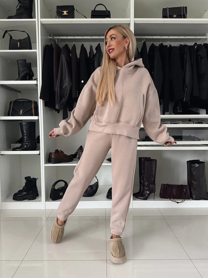 Damen Kurzgeschnittenes Kapuzen-Hoodie und High‑Waist Jogginghose Set aus weichem French-Terry – Auréline