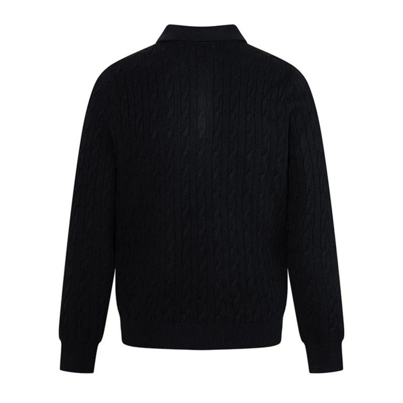 Herren Strick-Polo mit Zopfstrickmuster, Hemdkragen und Knopfleiste Echoarchiv