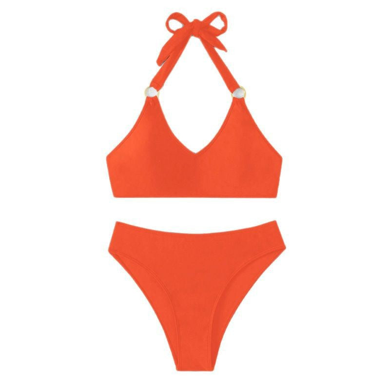 Damen Triangel-Bikini mit modischem V-Ausschnitt und eleganten goldenen Akzenten Echo Archiv