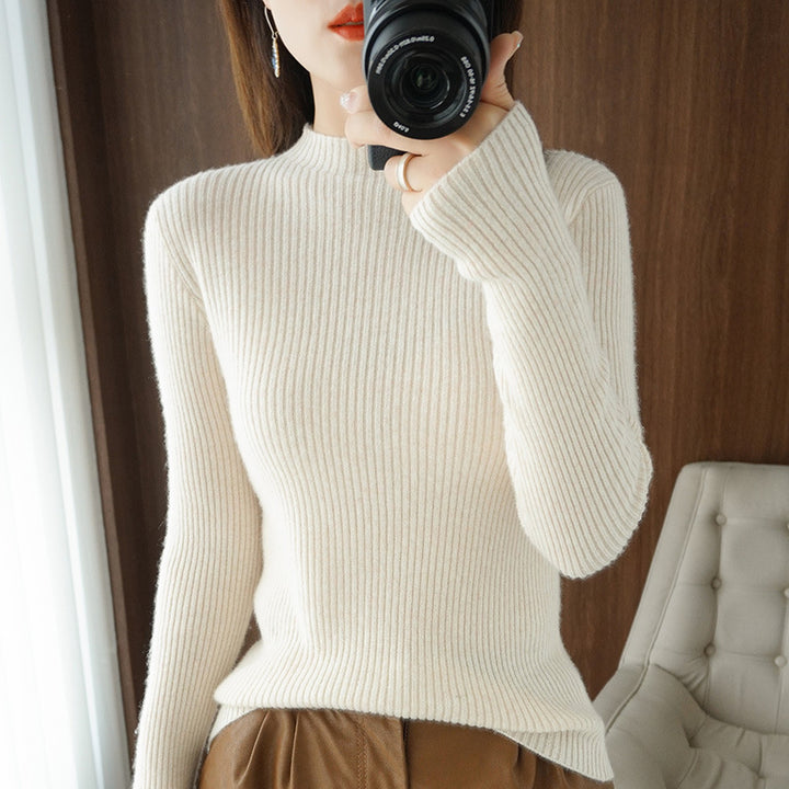 Damen Luxus-Feinstrickpullover mit schmaler Rippenstruktur und kurzem Stehkragen Echoarchiv