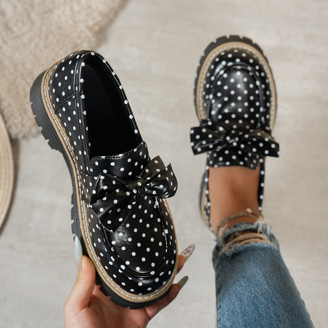 Damen lässige Loafer mit Pünktchenmuster und Zierschleife auf profilierter Plateau-Sohle – Lioré