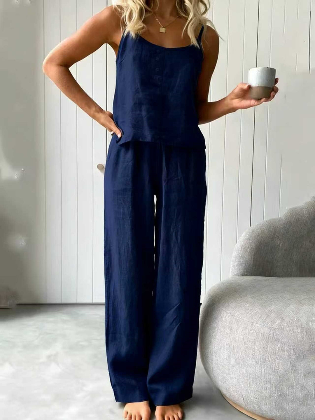 Damen lässiges Leinen-Set mit Trägershirt und weiten Hosen Echo Archiv