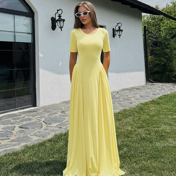 Damen Maxi-Kleid mit elegantem Schnitt und seitlichen Taschen Echo Archiv