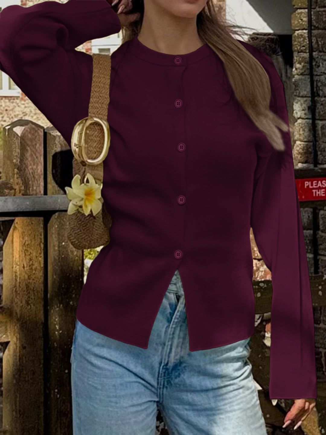 Damen taillierte Strickjacke mit asymmetrischer Knopfleiste und Rundhalsausschnitt – Veloura
