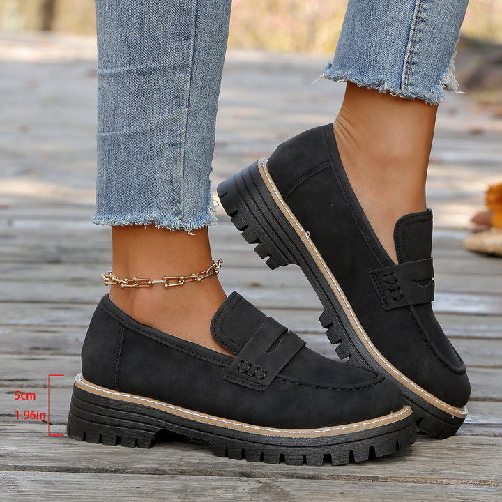 Damen robuste Loafer mit markanter Profilsohle, weichem Veloursoptik-Obermaterial und gepolstertem Komfortfußbett Echo Archiv