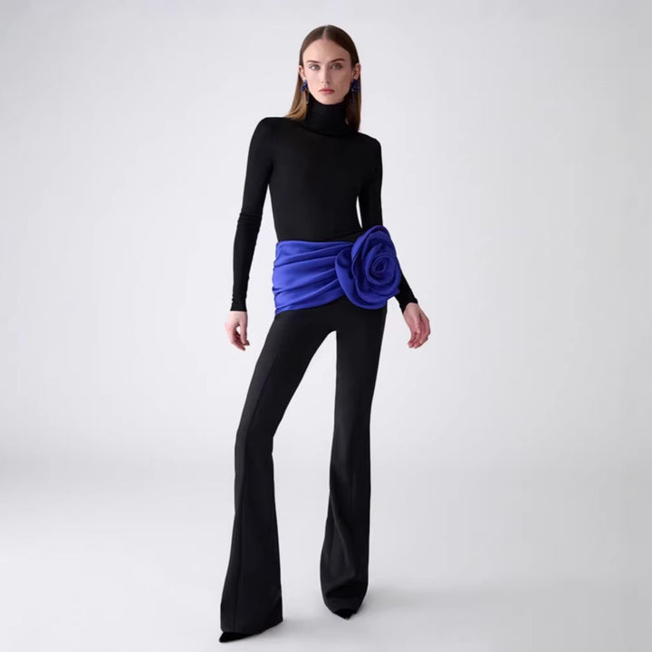 Damen eleganter Ganzkörperanzug mit Blütenapplikation Echo Archiv