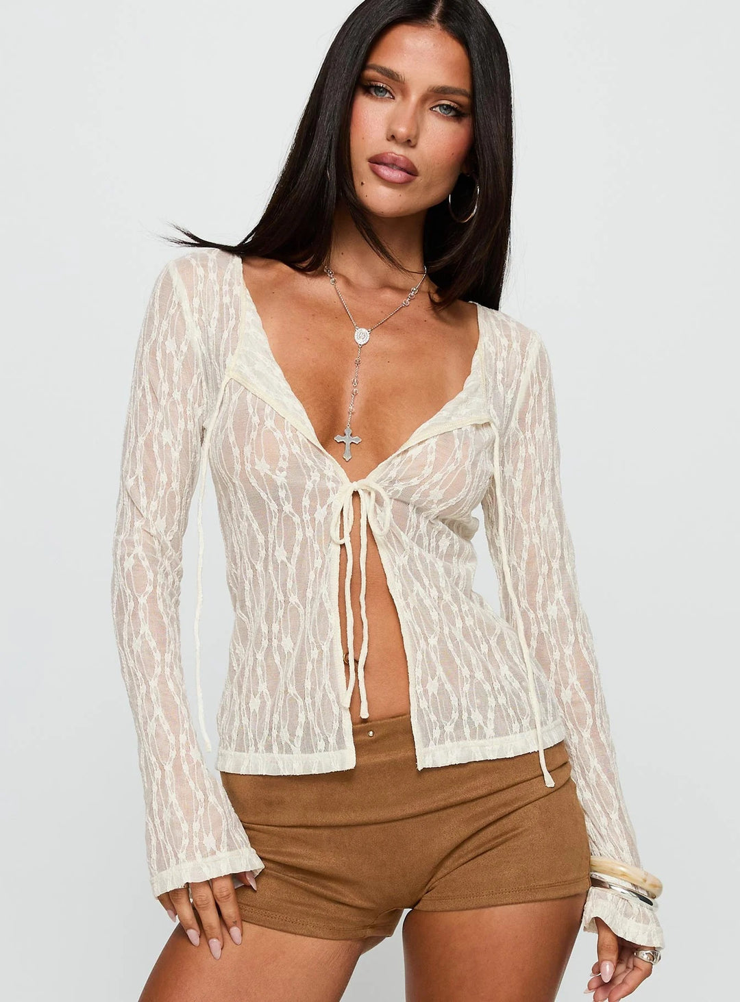 Damen Transparente Spitzenbluse mit tiefem V-Ausschnitt und Bändern Echo Archiv