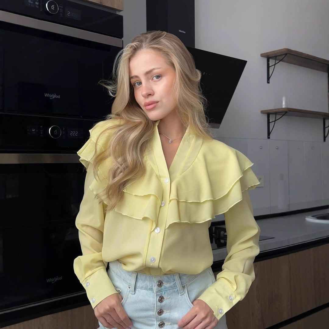 Damen Chiffon-Bluse mit mehrlagiger Volant-Rüsche und Perlmuttknöpfen Echoarchiv