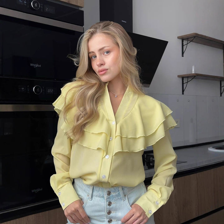 Damen Chiffon-Bluse mit mehrlagiger Volant-Rüsche und Perlmuttknöpfen Echoarchiv