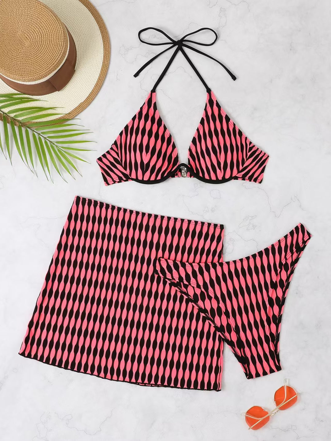 Damen Bikini-Set mit modischem Wickelrock und Triangel-Oberteil Echo Archiv
