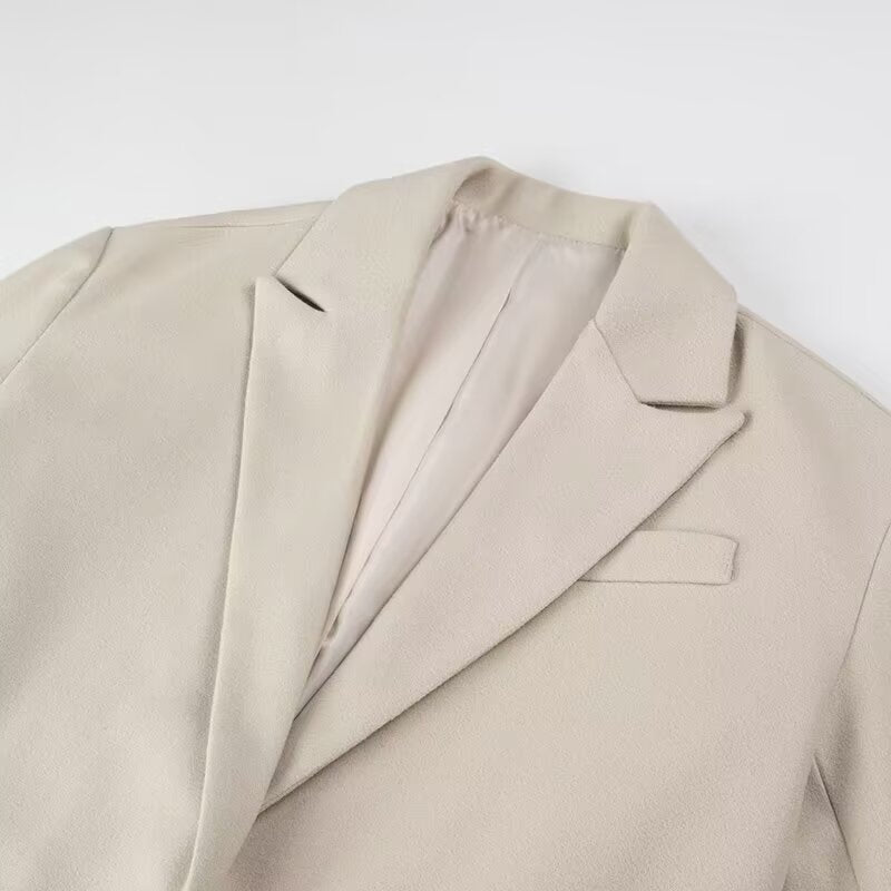 Damen Langmantel mit langem Fransen‑Saum, kastiger Oversize‑Silhouette und Reverskragen Echo Archiv