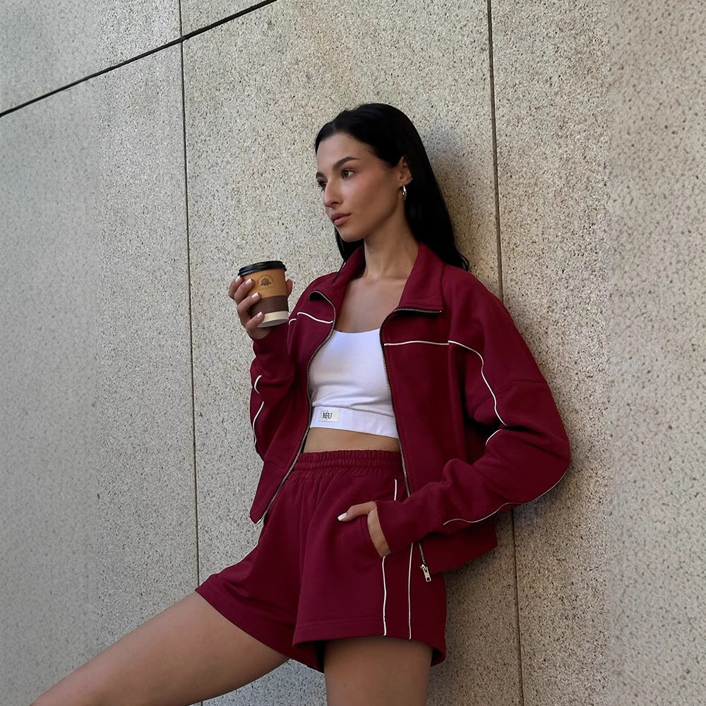 Damen nan athletischer Zweiteiler mit formendem Sportbustier, taillierter Highwaist-Sweatshorts und Zip-Hoodie Echo Archiv
