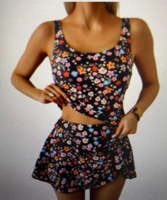 Damen Sportliches Tankini-Set mit schmeichelndem Rock Echo Archiv