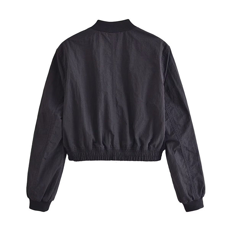 Damen Kurze Cropped-Bomberjacke aus leichtem Windbreaker‑Material mit Rippbündchen und seitlichen Einschubtaschen Echoarchiv
