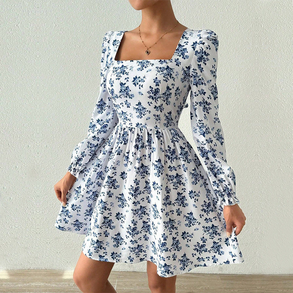 Damen florales Minikleid mit quadratischem Ausschnitt tailliertem Schößchen und langen Puffärmeln – Élara