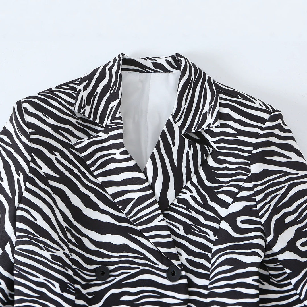 Damen Zebra-Print Blazer im Tailoring-Look mit Doppelreiher und figurbetonter Taille Echo Archiv