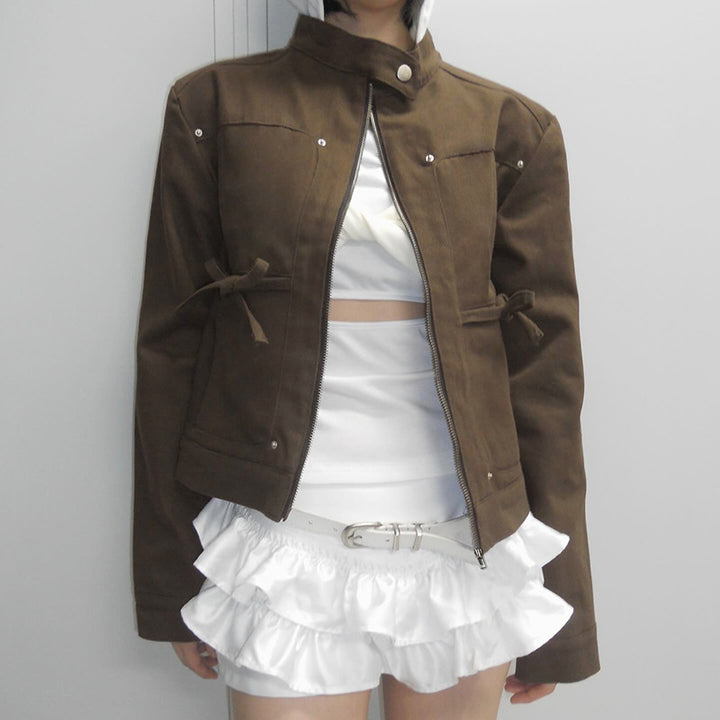Damen nan taillierte Kurzjacke mit Stehkragen, Epauletten, Taillenriegeln und durchgehendem Reißverschluss Echo Archiv