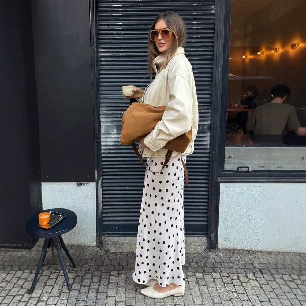 Damen Oversize Kunstlederjacke mit hohem Stehkragen und Tunnelzug Echoarchiv