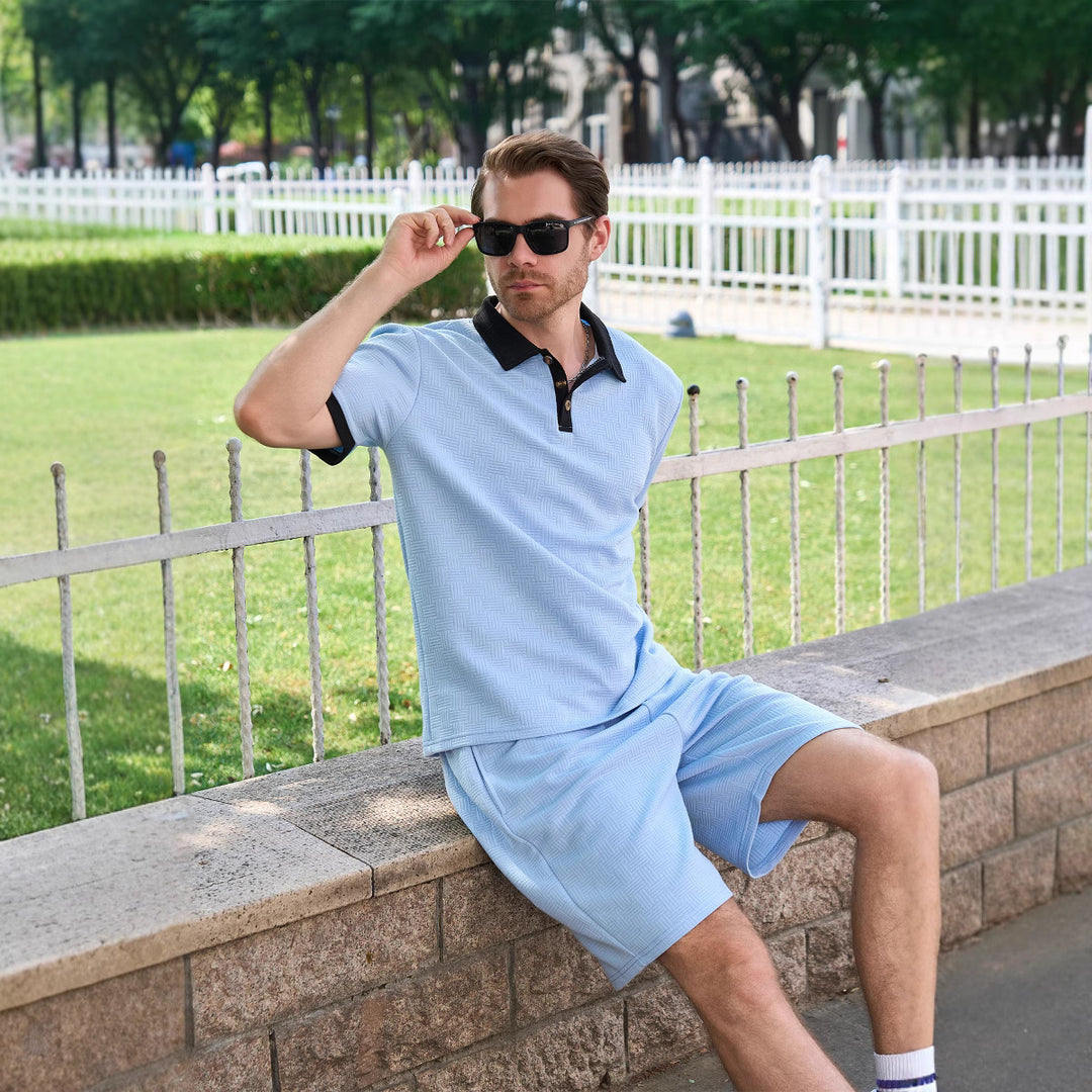 Herren lässiges Freizeitset mit modernem Poloshirt und Shorts Echoarchiv