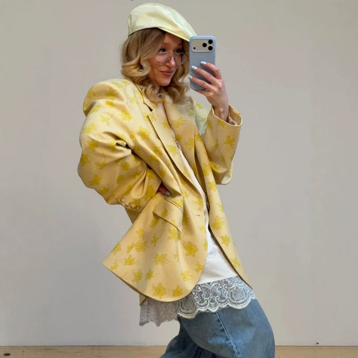 Damen Oversize-Blazer aus floralem Jacquard mit markanter Schulterpartie Echoarchiv