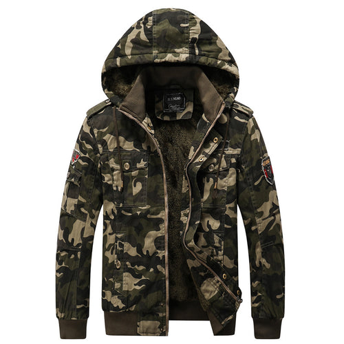 Herren Kapuzen-Camouflage-Fieldjacke mit Teddyfutter, Mehrfach-Taschen und Rippbündchen Echoarchiv