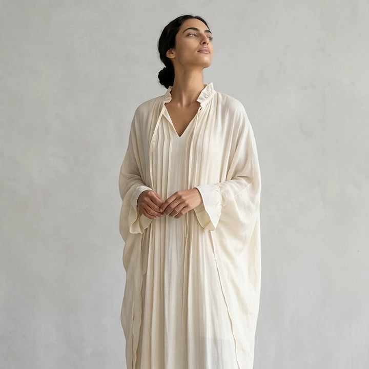 Damen Maxikleid im Kaftan-Stil mit Rüschenkragen, Bindebändern und voluminösen Ärmeln Echoarchiv
