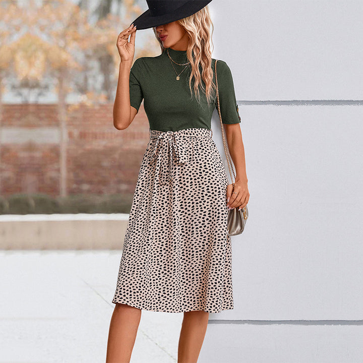 Damen Elegantes Midi-Kleid mit Bindegürtel Echo Archiv