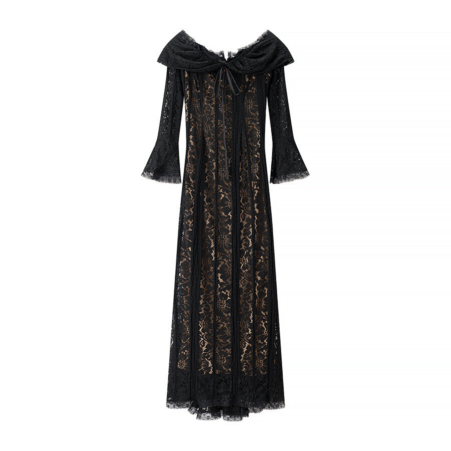 Damen Spitzenmaxikleid mit Carmen-Ausschnitt, durchscheinender Spitze, figurumspielender Innenlage und Glockenärmeln – Valéora