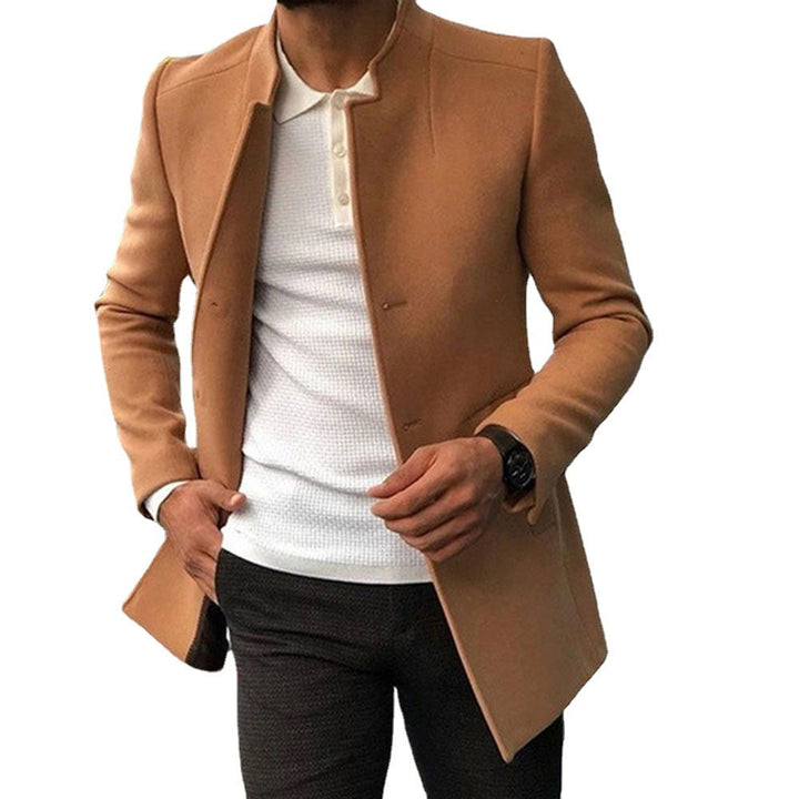 Herren eleganter Blazer mit modernem Schnitt und minimalistischen Details Echoarchiv