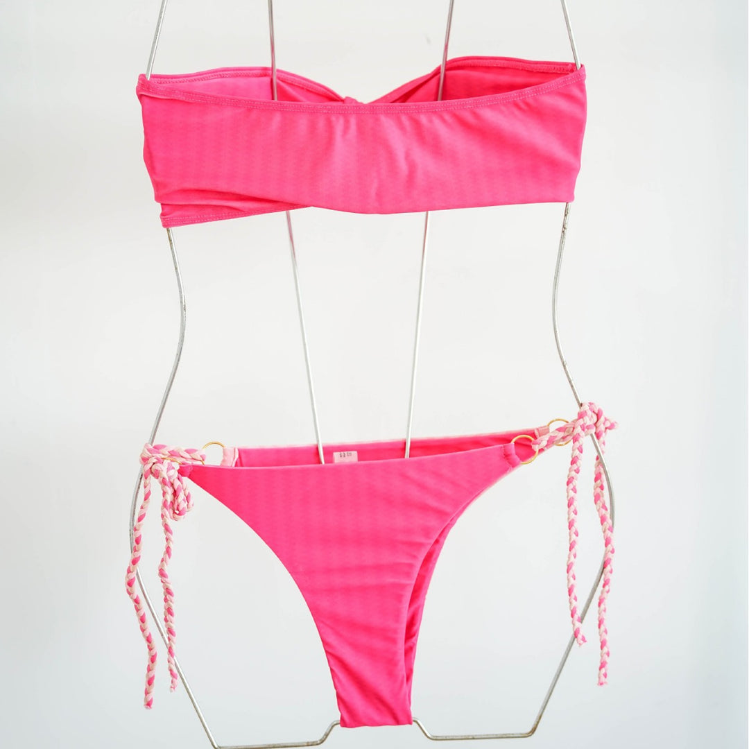 Damen Bandeau-Bikini mit raffinierten Knotendetails und verspieltem Design Echo Archiv
