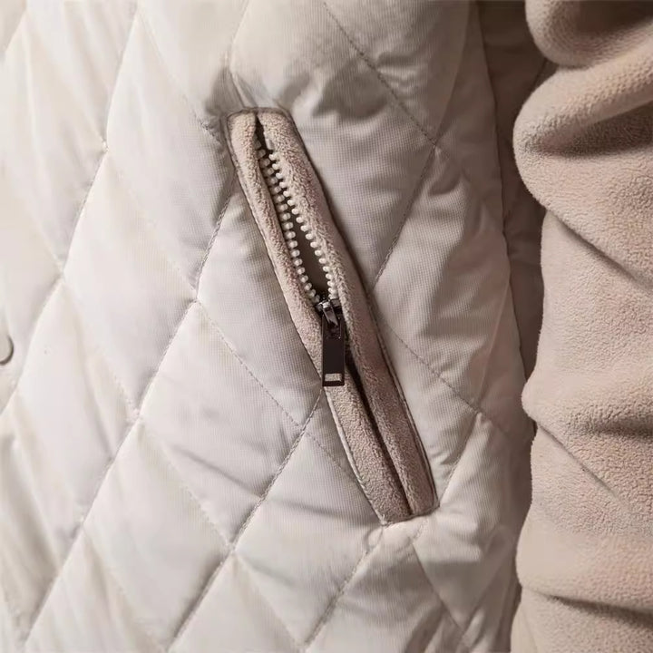 Herren Steppjacke mit modernem Design und praktischen Taschen Echoarchiv