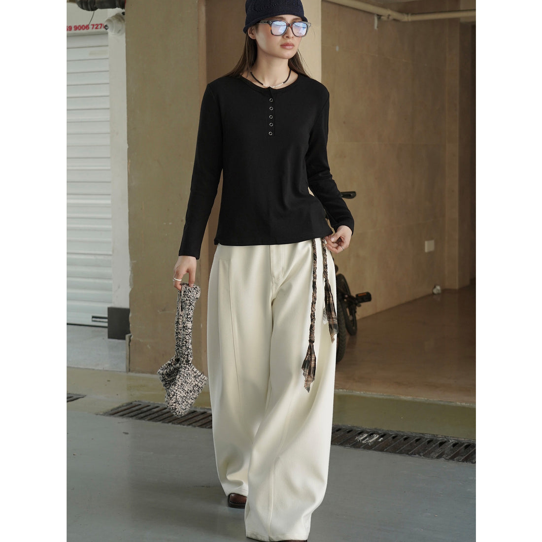 Damen Langärmeliges Henley-Shirt mit Druckknopfleiste Echoarchiv
