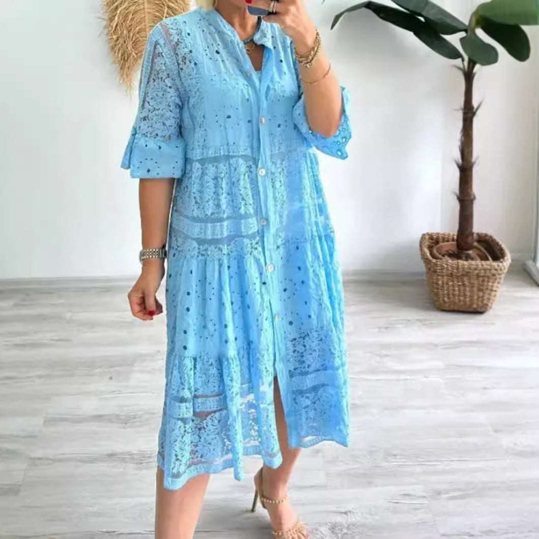 Damen nan romantisches Midikleid mit Broderie-Anglaise, durchgeknöpftem Oberteil, Stehkragen, halblangen Volantärmeln und stufigem Saum Echo Archiv