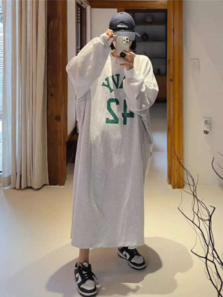 Damen Langes Oversize Hoodie‑Sweatkleid im College‑Look mit Raglanärmeln – Auréline