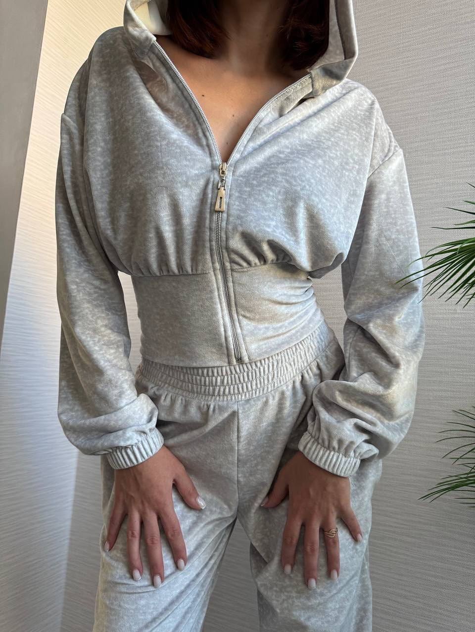 Damen Taillierte Cropped-Kapuzenjacke mit figurformendem Schlauchbund – Auréline