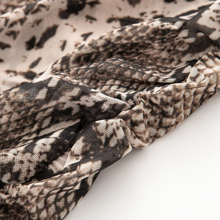 Damen Figurbetontes Maxikleid mit Allover‑Schlangenprint und langen Ärmeln Echoarchiv