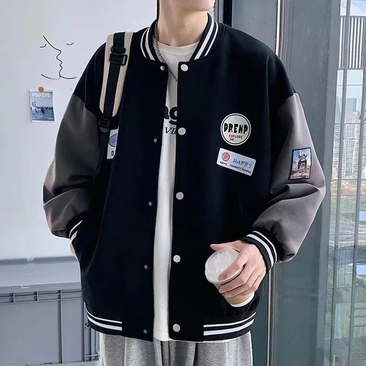 Herren Collegejacke mit praktischen Taschen und Stickereien Echoarchiv
