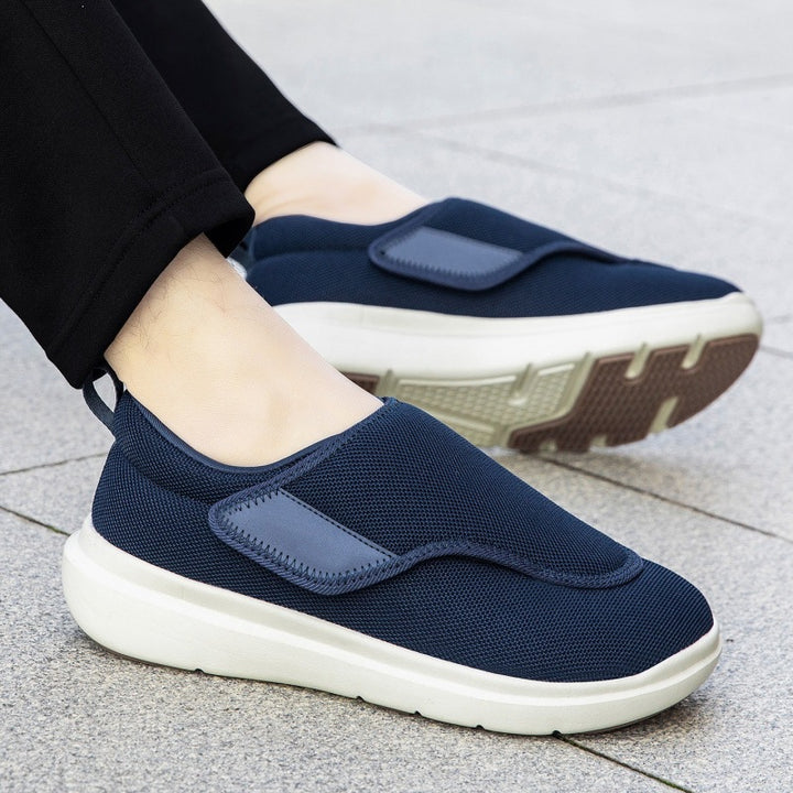 Herren Atmungsaktive Slip-On Sneaker mit Klettverschluss Echoarchiv
